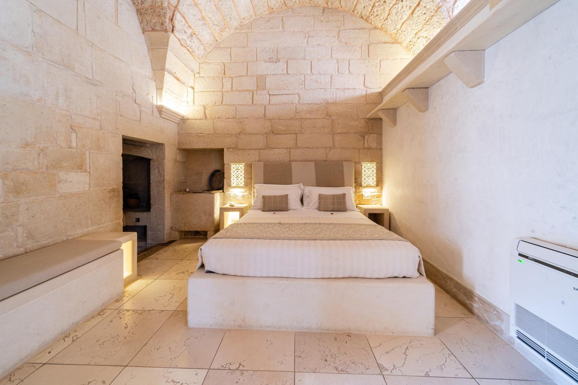 Corte Dei Granai Meeting & Spa - Raro Rooms Collection Maglie Exteriör bild
